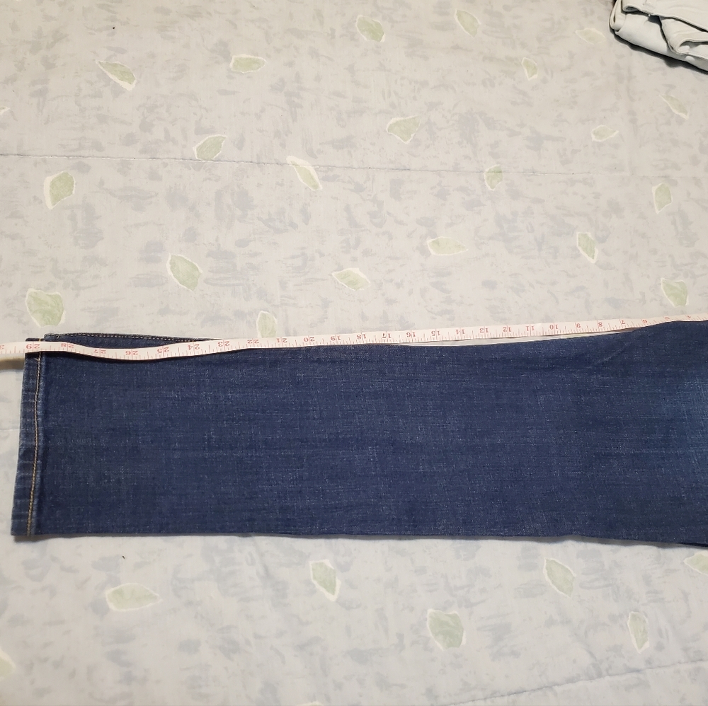 Levi's Mid Rise Skinny Jeans - Picture 7 of 8